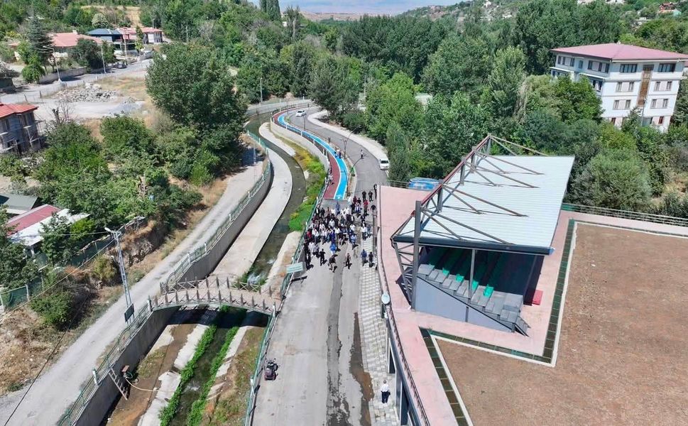 Vali Yavuz, Yeşilyurt’un Tarihi Bölgelerindeki Yatırımları İnceledi