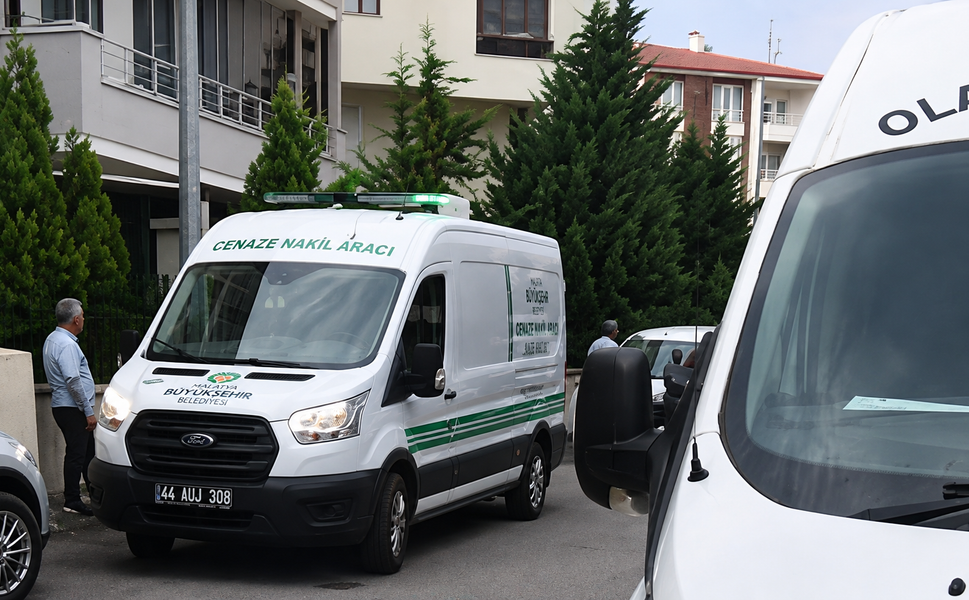 Servis Şoförü Hayatını Kaybetti