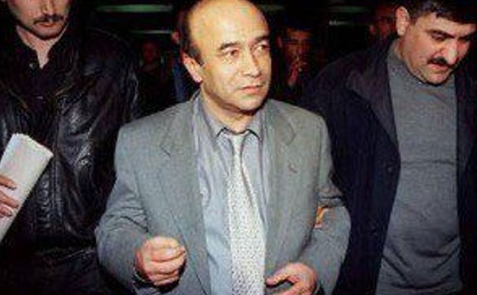 Oral Çelik Hayatını Kaybetti