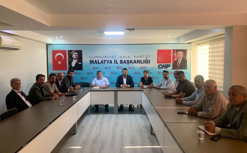 CHP Malatya'da İlçe Başkanları Toplantısı Gerçekleştirildi