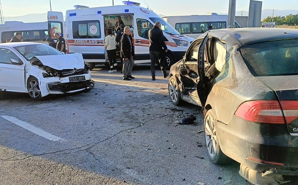 Akçadağ Yolunda Kaza: 6 yaralı