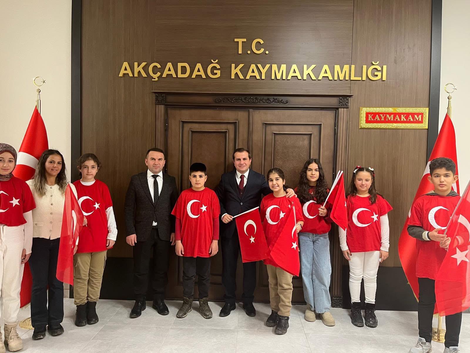 Bayrak Haftası’nda Akçadağ’da Anlamlı Buluşma