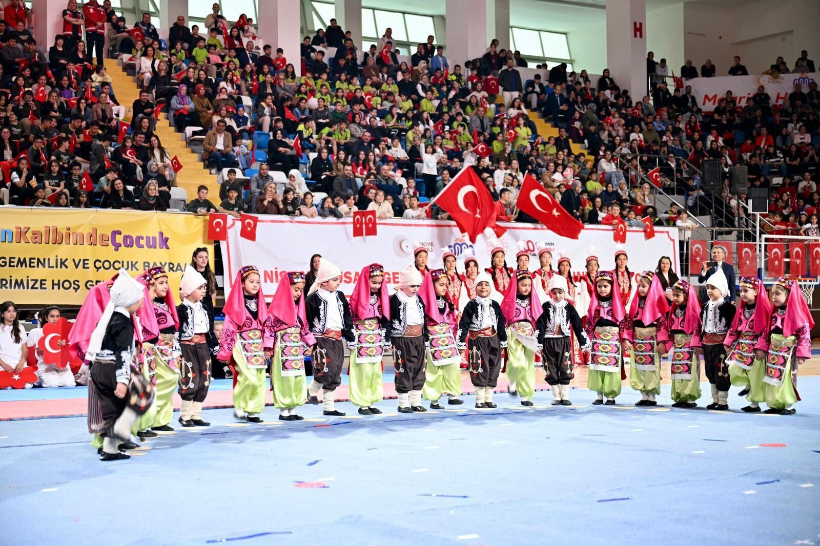 Malatya'da 23  Nisan Coşkusu