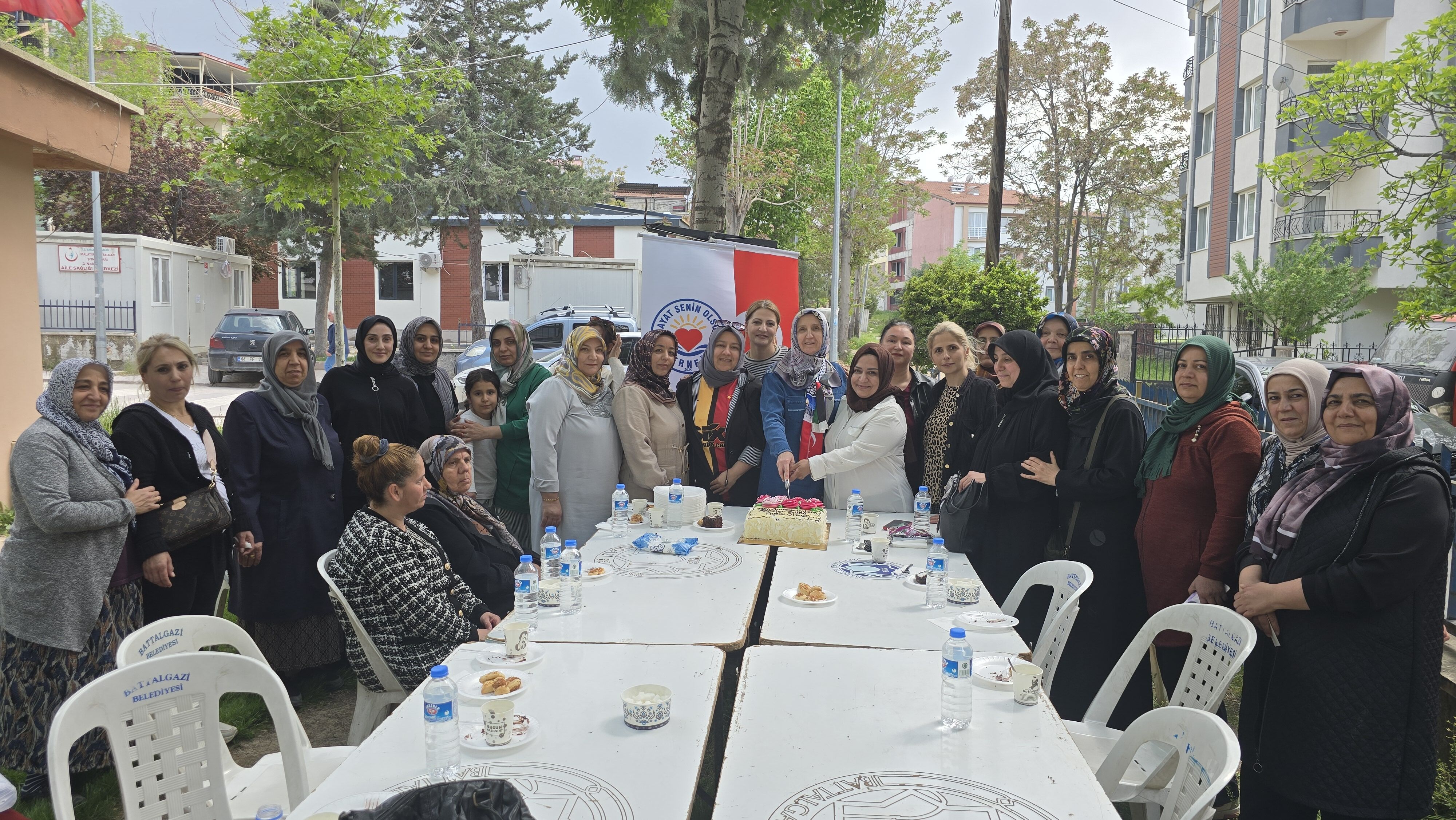 Hacı Abdi Mahallesi’nde Gönülleri Isıtan Anneler Günü Programı