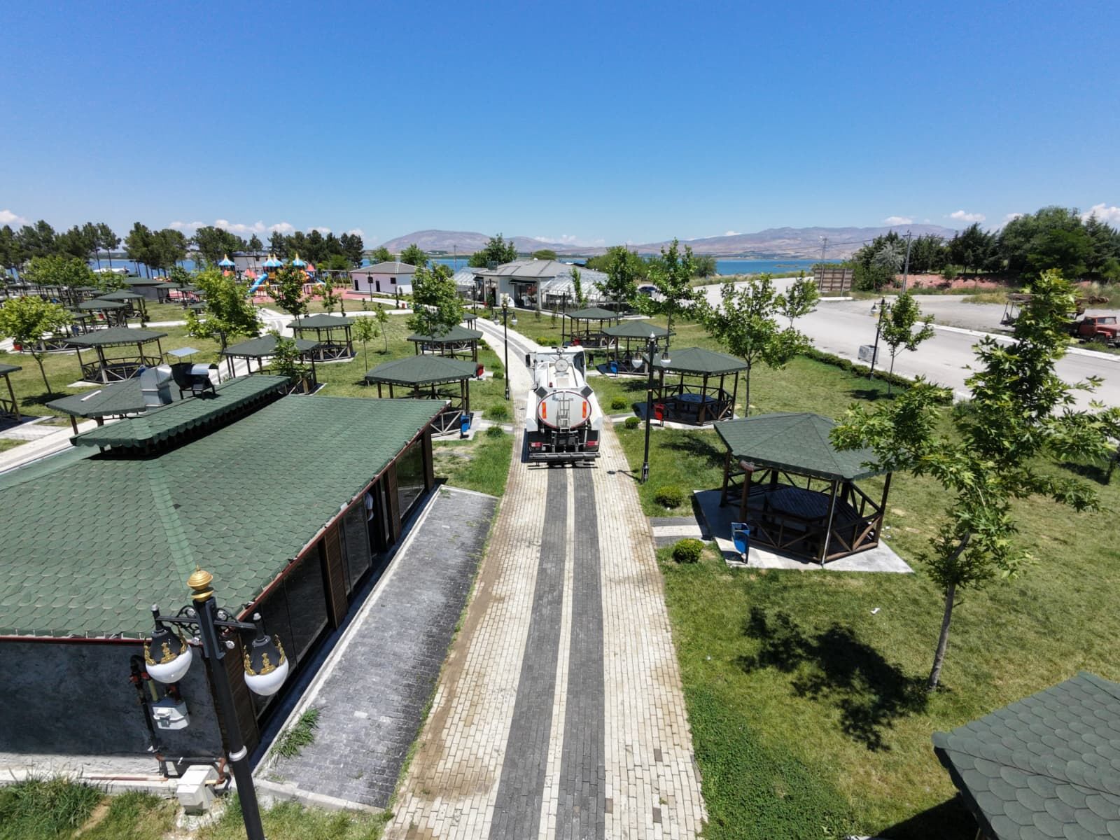 Battalgazi Belediyesi’nden Kırkgöz Sahil Parkı’nda Temizlik Çalışması