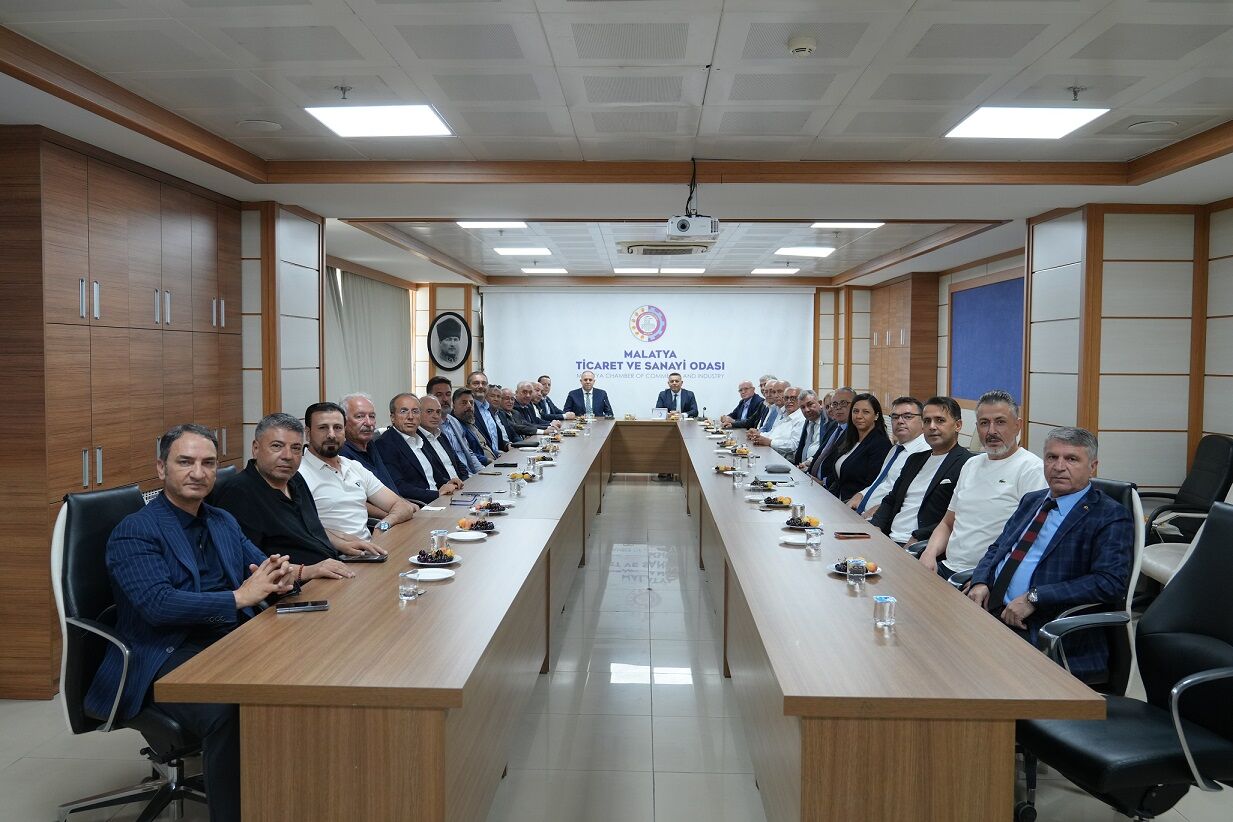 Başkan Sadıkoğlu'ndan Malatya Kayısısı" ibaresi ve coğrafi işaret logosu