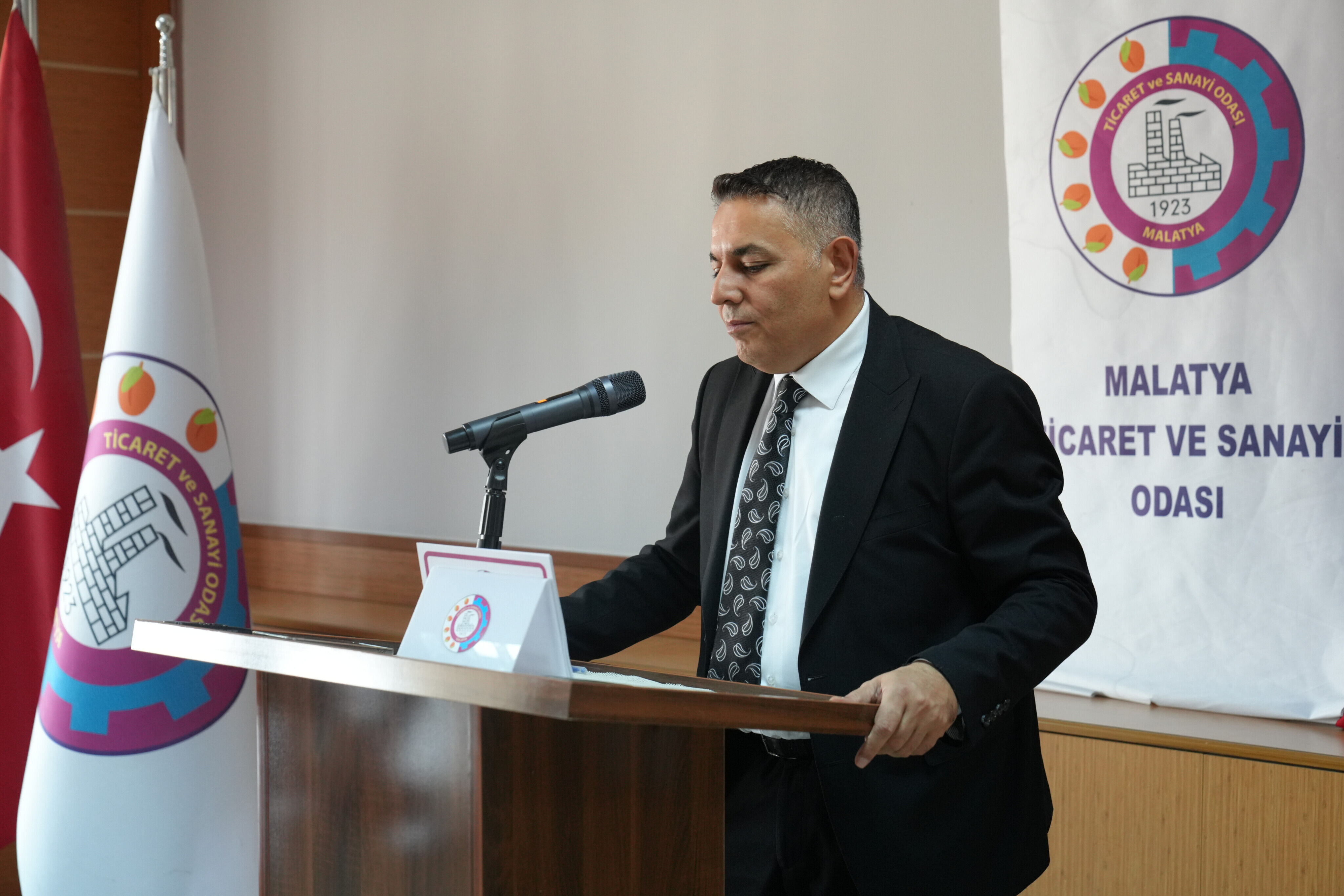 Sadıkoğlu: Yeni pazarlar için URGE projelerine yoğunlaşacağız