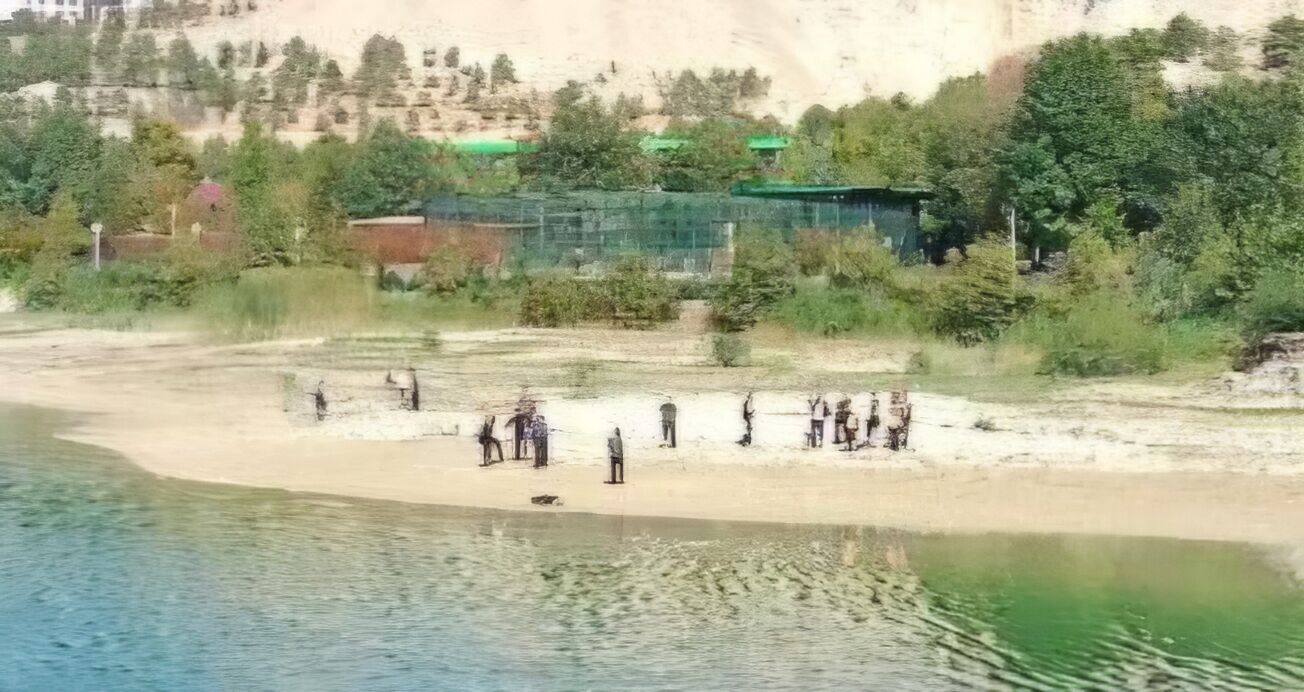 Gölette Erkek Cesedi Bulundu